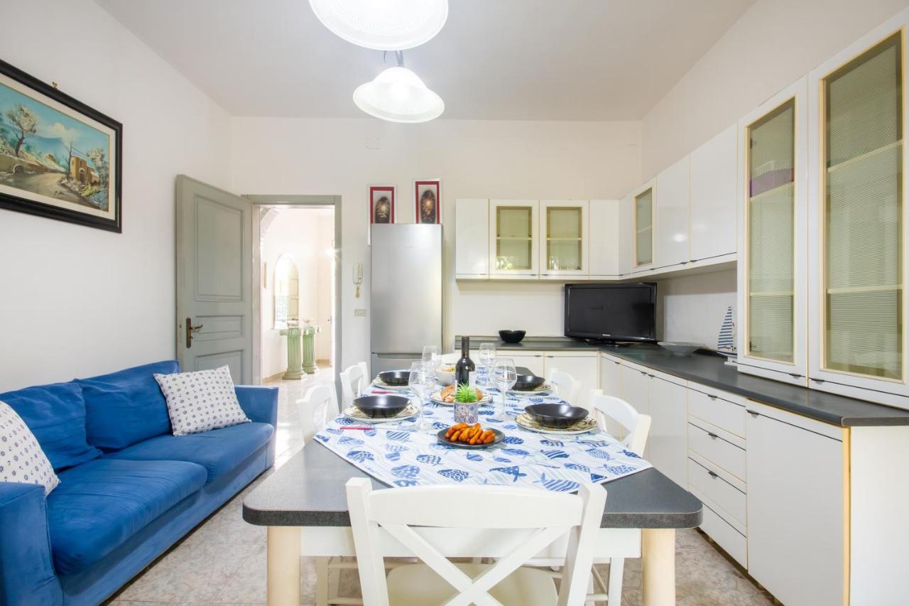 Air-Conditioned Villa 300 Meters From Porto Cesareo Beach With Parking Exterior photo